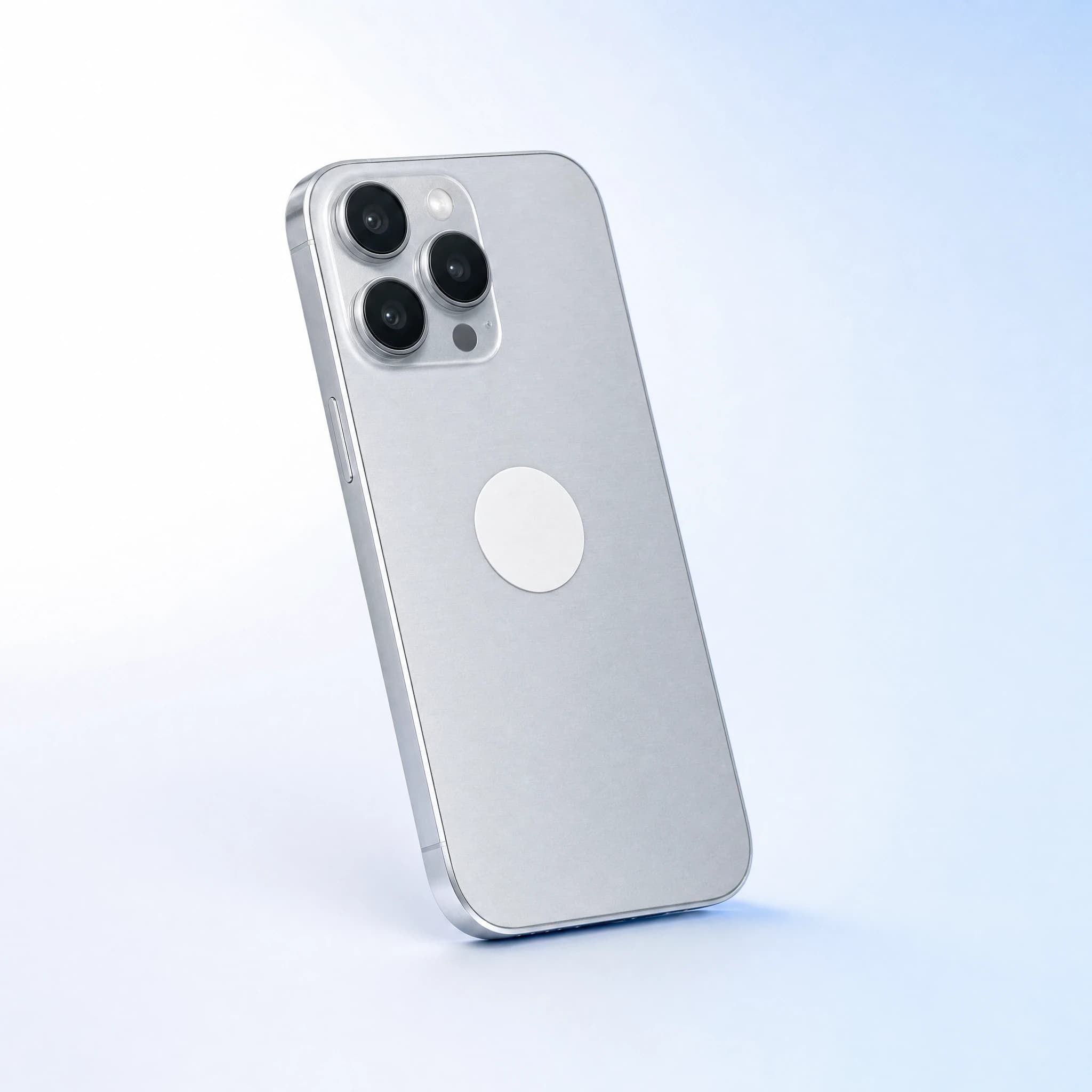 Toklink Tag Slim White aplicado em um smartphone